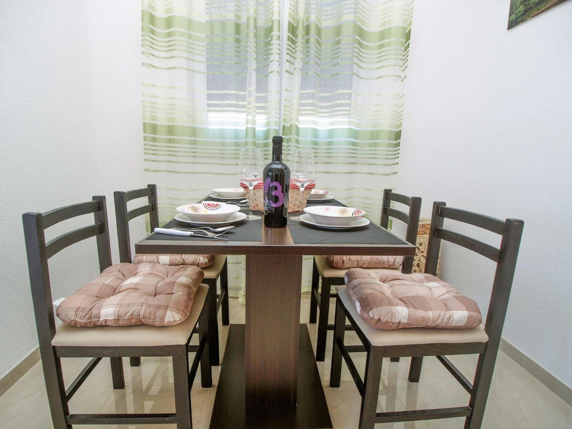 Adria View Apartment *